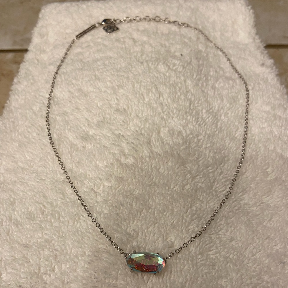 Kendra Scott Elisa Pendant Necklace in Dichroic Glass